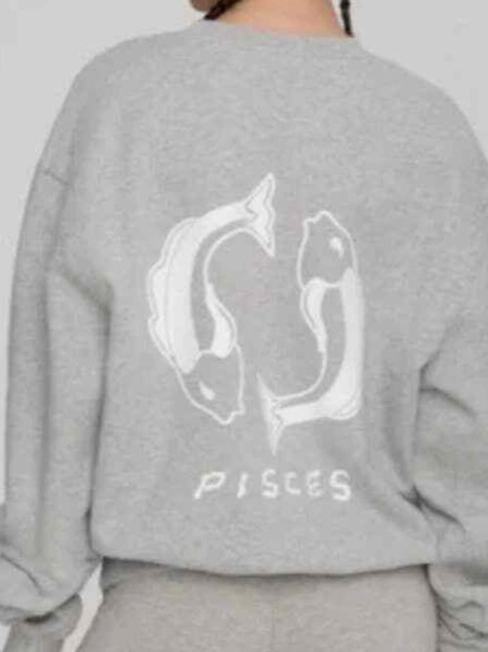 GOOD AMERICAN GREY PISCES SWEATSHIRT / CREWNECK! WORN ONCE! GREAT CONDITION!!